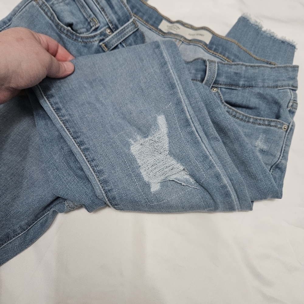 Girls Signature By Levi Strauss Super Skinny Raw Hem Jeans! - Picture 3 of 9